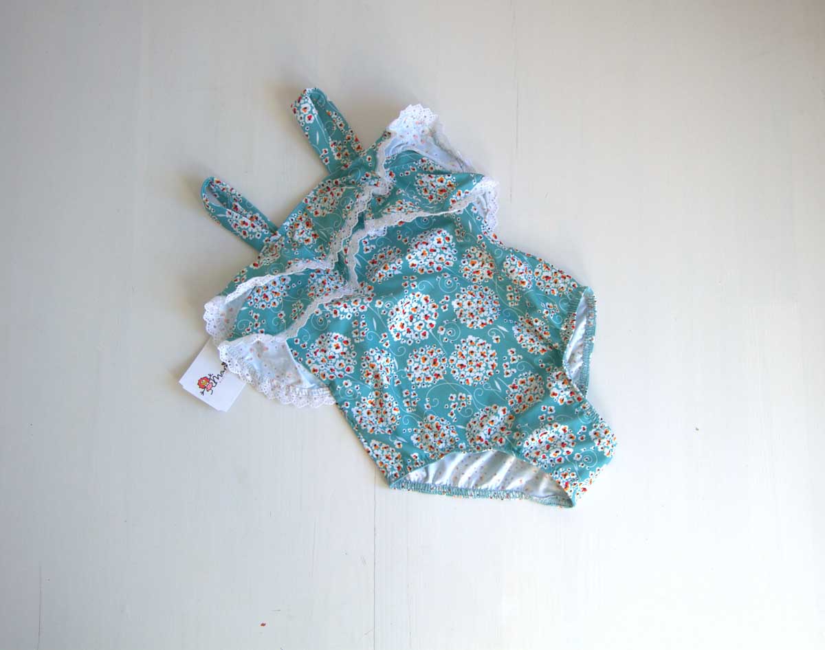 Bañador DEDAL lycra UMBELAS MARICRUZ moda infantil juvenil baño