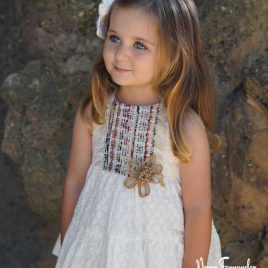 Jesusito YUCA bordado marfil NOMA FERNÁNDEZ moda infantil juvenil